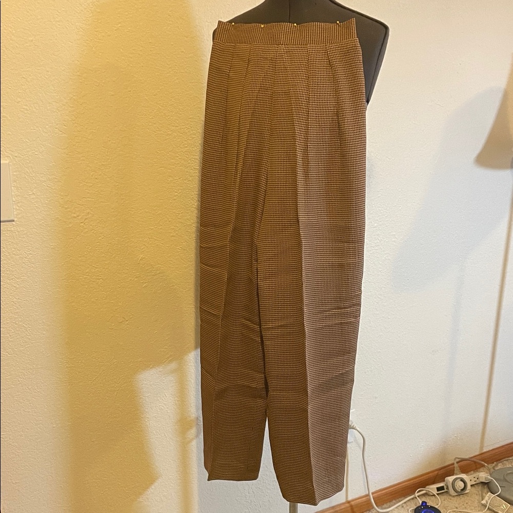 Women’s Brown Checkered Pants